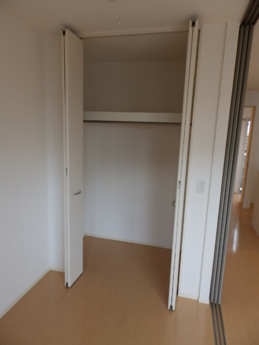 ベルジュ三条の収納