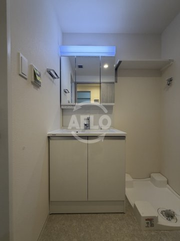 スプランディッド大阪ベイサイドDUEの独立洗面台|スプランディッド大阪ベイサイドDUE　洗面台