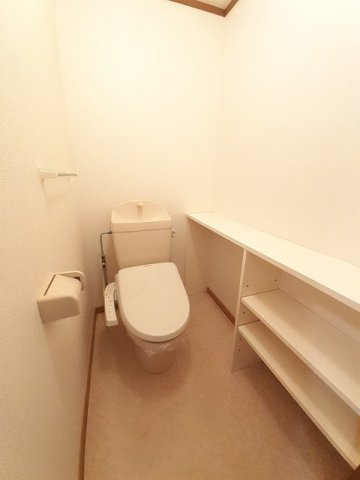 シャン・ミリュー　ⅠＢのトイレ|シンプルで使いやすいトイレです