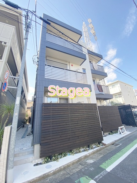 King＆Princess1番館の外観