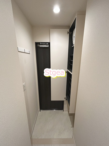 King＆Princess1番館の玄関