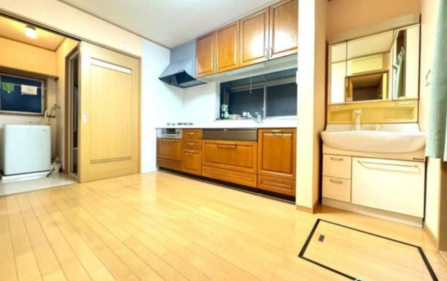 太田下町　W一戸建ての居間・リビング
