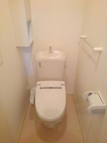 フィオーレ　Ａのトイレ|トイレもきれいです