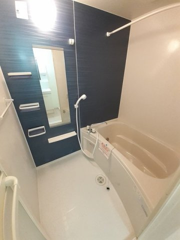 クレストールＫⅢの浴室|落ち着いた空間のお風呂です