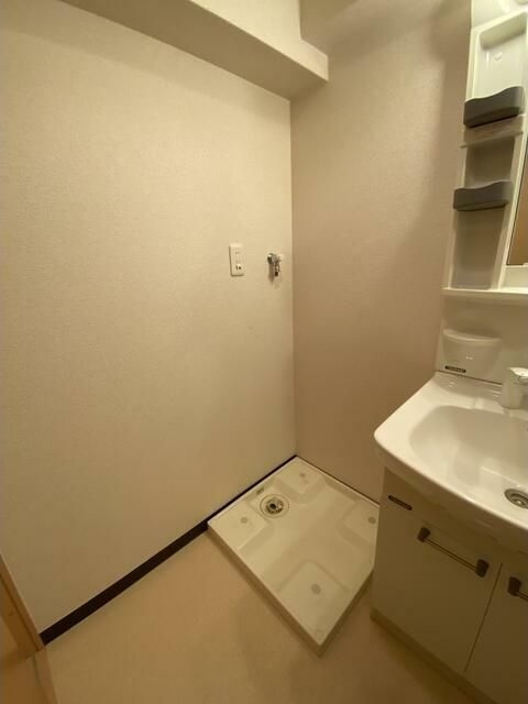 なかよしマンション塩上の洗面所