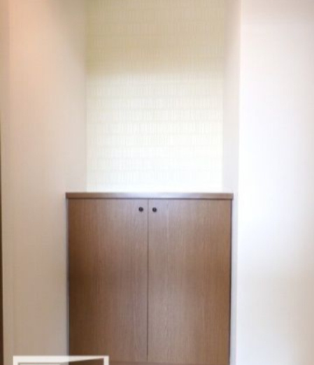 フォブール松本Ａの玄関