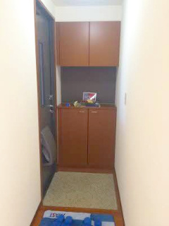 ロイヤル フェルティ Ａ棟の玄関