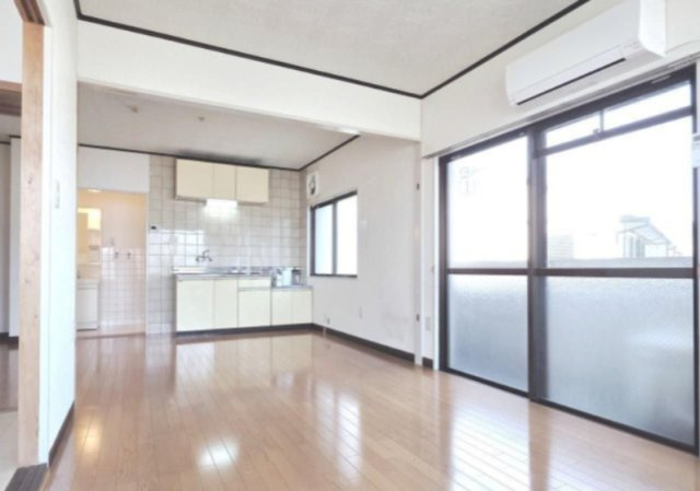 BASE津田の居間・リビング