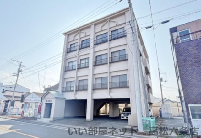 BASE津田の外観