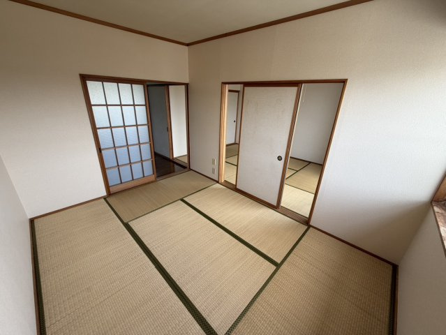 小宅コーポの和室