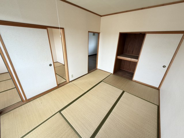 小宅コーポの和室