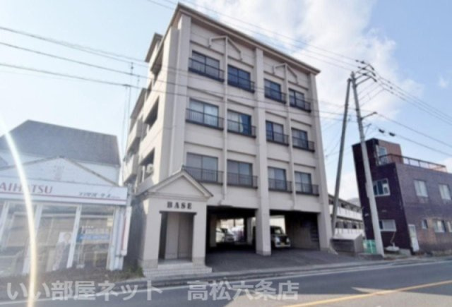 BASE津田の外観