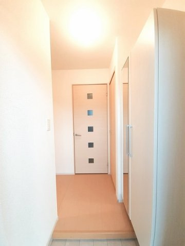 クレメント　スクエアＡの玄関|毎日通る玄関はこちらです