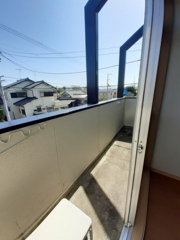 パルネット岡本のバルコニー|お洗濯にも便利なバルコニー付き