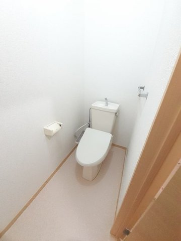 パルネット岡本のトイレ|清潔感のあるトイレです