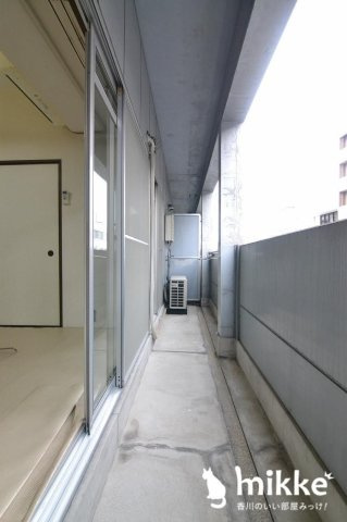 コンフォール錦町のバルコニー