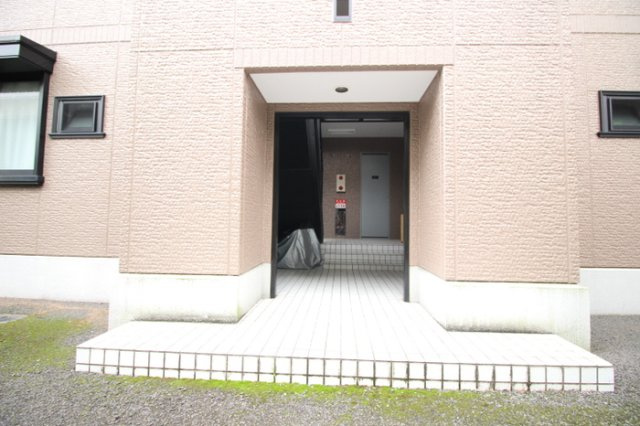 アペックス花ノ宮の外観