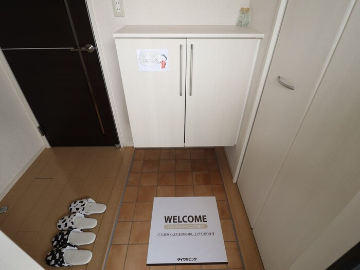 プレアデス見川　Eの玄関|シューズボックスです