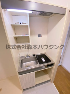 【キッチン】 | 　ラ・ヴィアン・ローズ | コンパクトなキッチンで掃除もラクラク