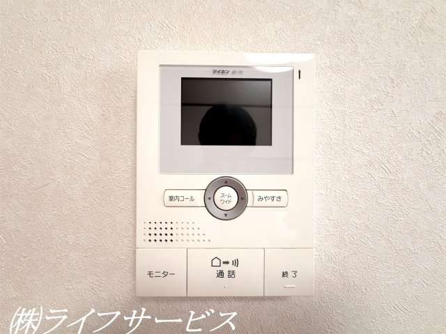 【セキュリティ】 | 西三国３丁目中古戸建 | ＴＶモニター付インターホンで来客時も安心！