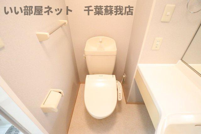 プレジールⅡのトイレ|落ち着いたトイレです