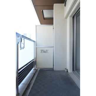 【バルコニー】 | スプランディッド淀屋橋DUE | 開放的で明るい空間を演出してくれるバルコニーです