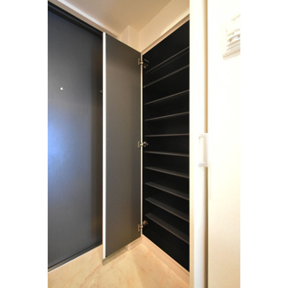 【玄関】 | スプランディッド淀屋橋DUE | 落ち着いた玄関です