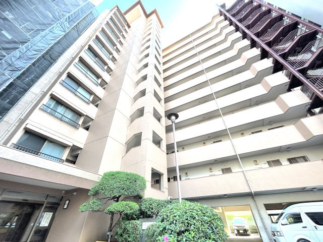 浜町グランドハイツの外観