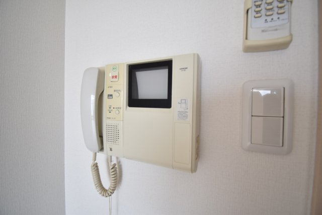 エリーフラッツ桂南のセキュリティ|TVモニターホン