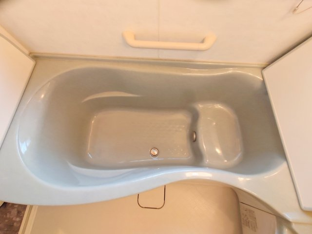 売中古戸建　静岡市駿河区中島の浴室