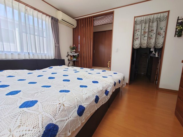 売中古戸建　静岡市駿河区中島の洋室