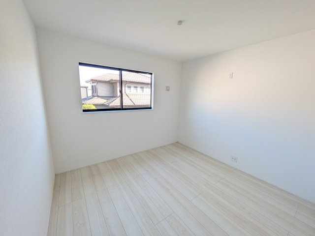 牛久市神谷1丁目　01期　新築戸建ての洋室|陽当たりの良い明るい洋室です♪
