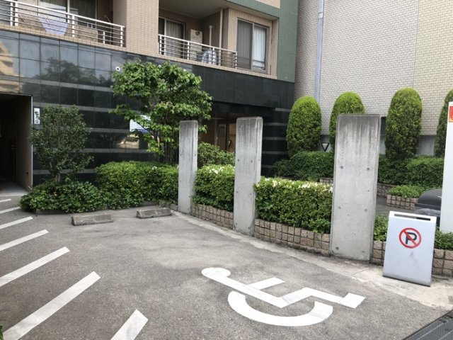 カスタリア本所吾妻橋の駐車場