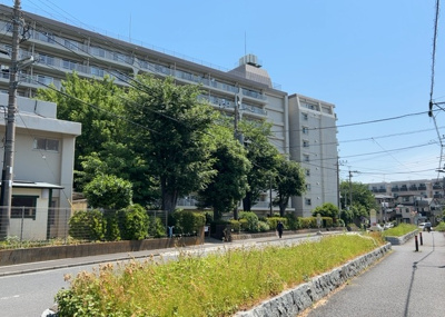 【外観】 | 相模原リリエンハイムＣ棟 | マンションの外観は非常に重要なポイントです！外観の善し悪しは資産価値に大きな影響を与えます。外観のいいマンションを購入することで、高値で売却がしやすく、買い手が見つかりやすいというメリットがあります。