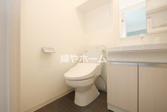 エグゼ大阪城イーストのトイレ|ゆったりとした空間のトイレです