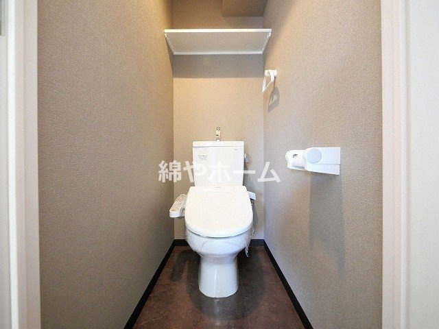 エクセレント大阪城公園のトイレ|コンパクトで使いやすいトイレです