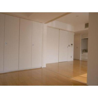 【居間・リビング】 | パークキューブ銀座イースト | ※写真は同タイプ住戸です。