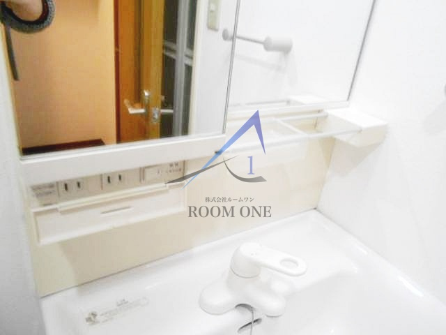 グリフィン横浜・桜木町弐番館の洗面所|洗面台です。