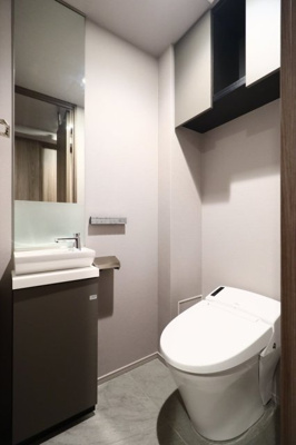 【トイレ】 | ピアース銀座レジデンス | シンプルで使いやすいトイレです