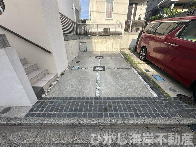 鎌倉市腰越１丁目　中古戸建の駐車場|駐車スペース