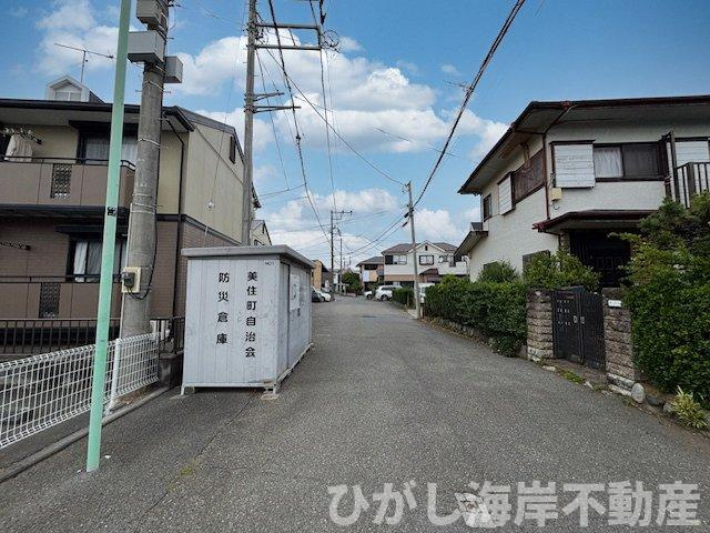 新築戸建　茅ヶ崎市美住町　の前面道路含む現地写真|5月23日撮影　建築中　現地外観