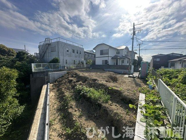 鎌倉市腰越１丁目　新築戸建の外観|6月6日撮影　建築中　現地外観