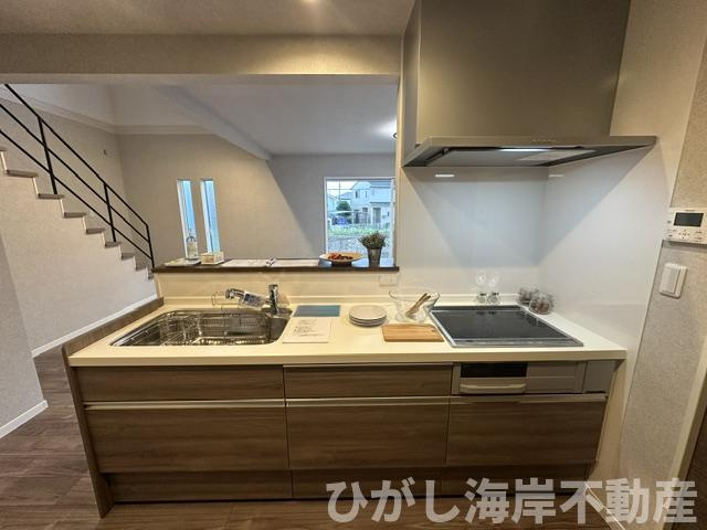 大磯町生沢　中古戸建のキッチン|新規リフォーム完了！　システムキッチン