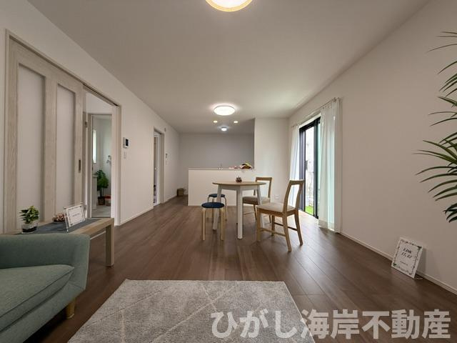 茅ケ崎市堤　新築戸建　全２棟のダイニング|17帖　LDK