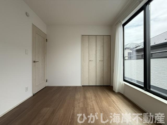 茅ケ崎市堤　新築戸建　全２棟の子供部屋|5.2帖　洋室