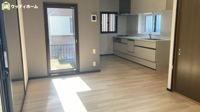 越谷市神明町2丁目　中古一戸建て
