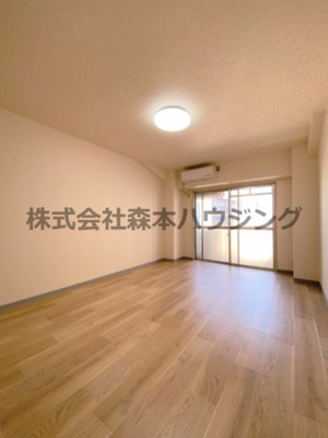 【洋室】 | 　門真グランドハイツ | 広々とした洋室です
