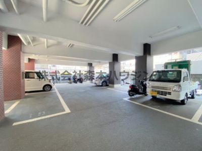 【駐車場】 | 　門真グランドハイツ | 駐車場に車を止められます