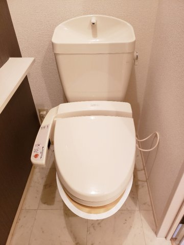 アーバンハイツ段上のトイレ
