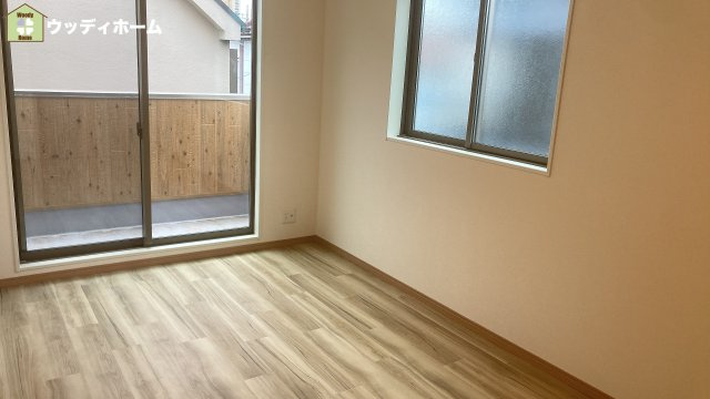 川口市赤山　中古一戸建ての寝室